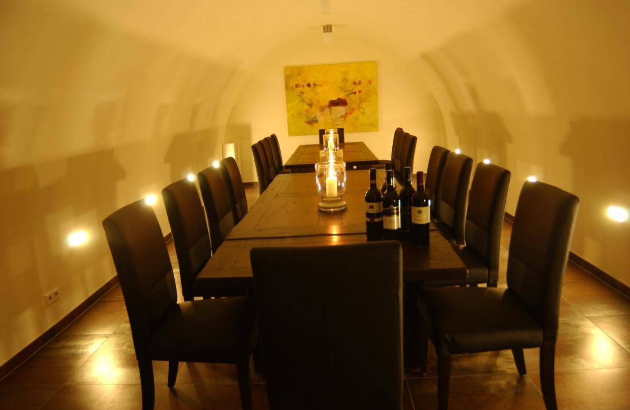 Landgasthof Hotel Lowen Wildberg  Экстерьер фото